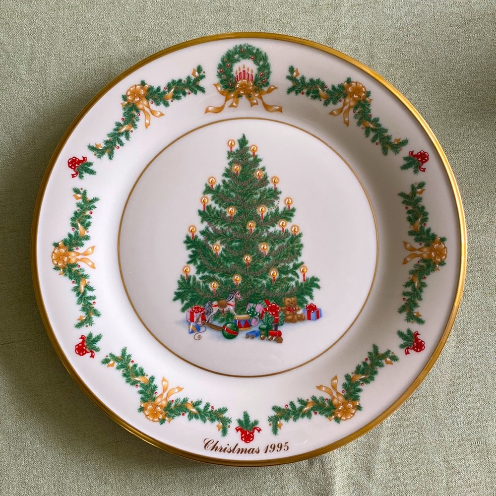 Lenox Limited Edition 1995 CHRISTMAS TREES AROUND THE WORLD PLATE AUSTRIA Mint